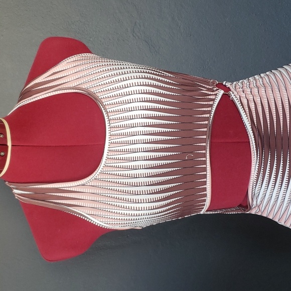 Sexy Cutout Dress - Picture 6 of 7